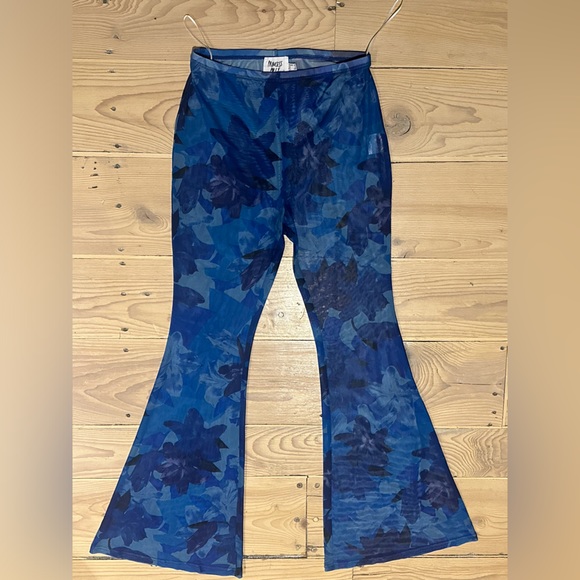 Princess Polly Allen Floral Blue Flare Pants- size 6 - Picture 5 of 5